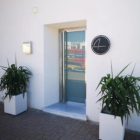 4nudos Playa San José